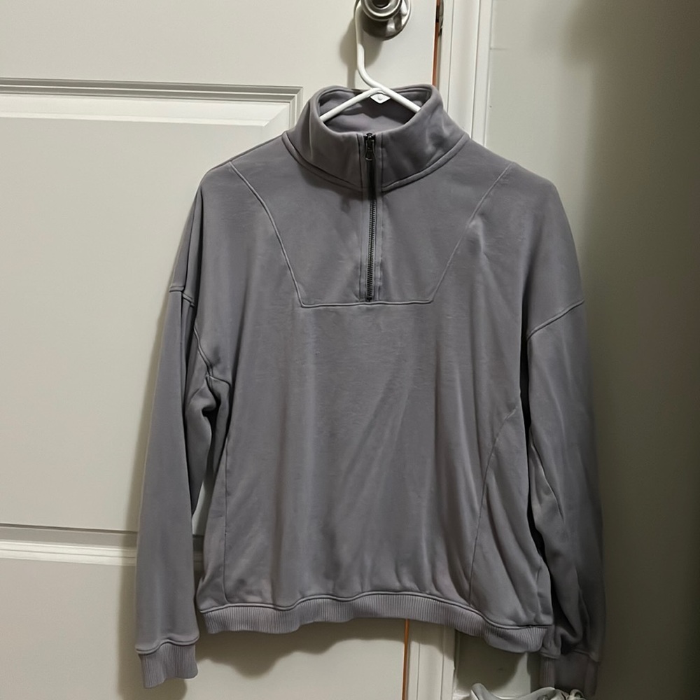 American eagle amazingly soft pullover